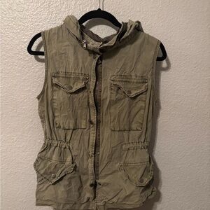 Levi's Green Utility Vest with Floral Lining